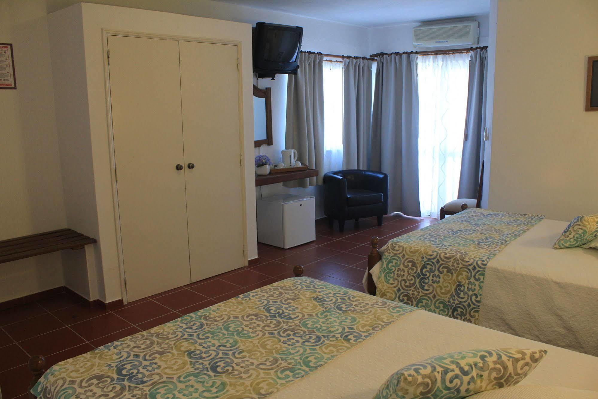 Manta Guest Bed & Breakfast Manta Rota Eksteriør bilde
